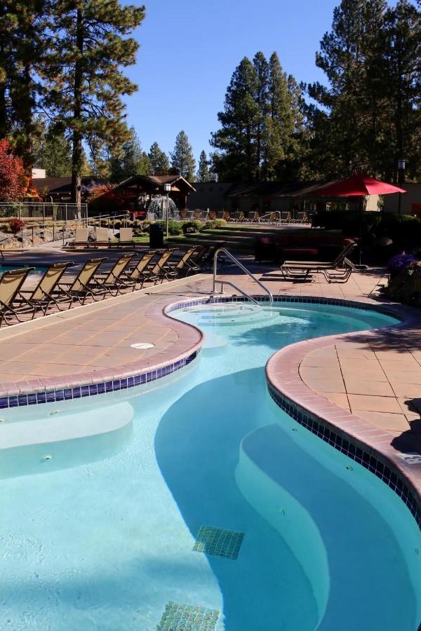 Seventh Mountain Resort Bend Buitenkant foto