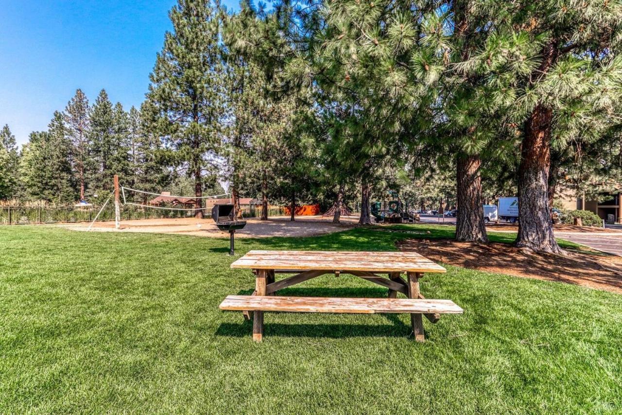 Seventh Mountain Resort Bend Buitenkant foto